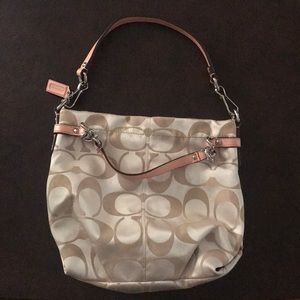 USED Authentic Coach shoulder bag